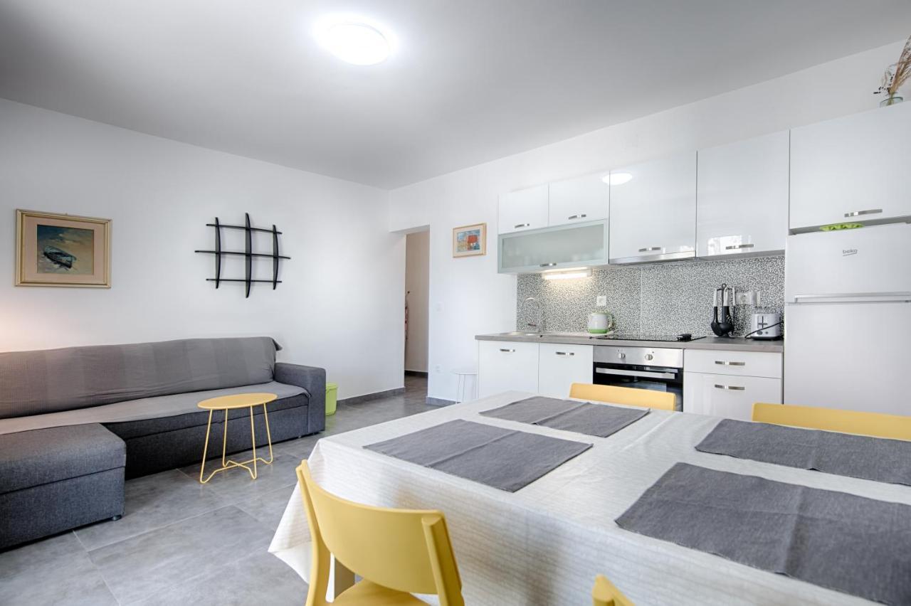 Apartmani Dule Komiža Extérieur photo