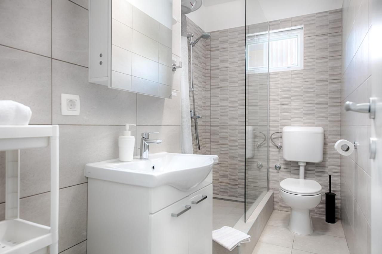Apartmani Dule Komiža Extérieur photo