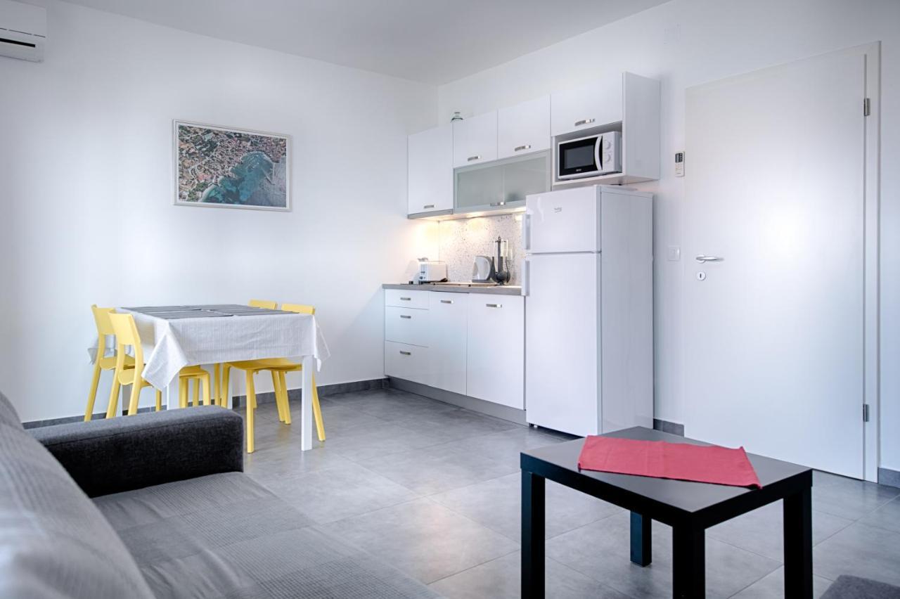 Apartmani Dule Komiža Extérieur photo
