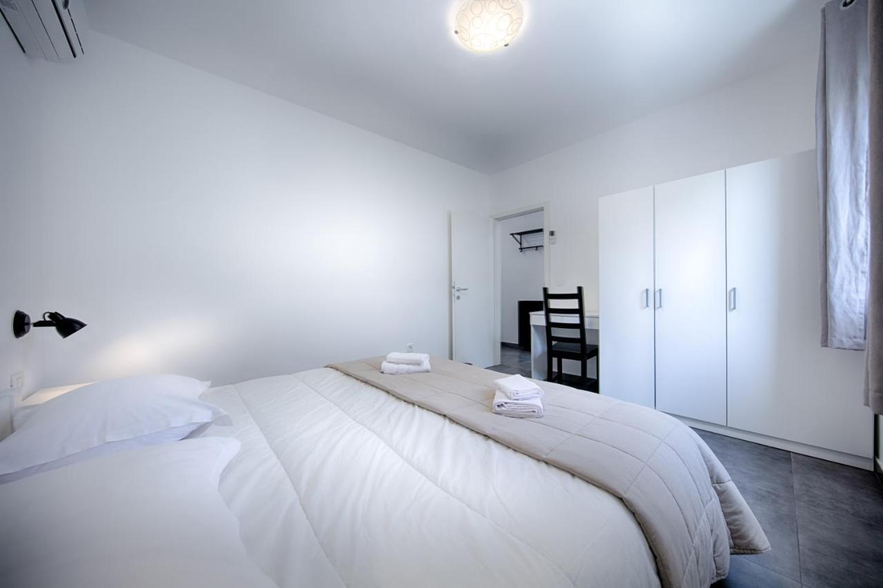 Apartmani Dule Komiža Extérieur photo