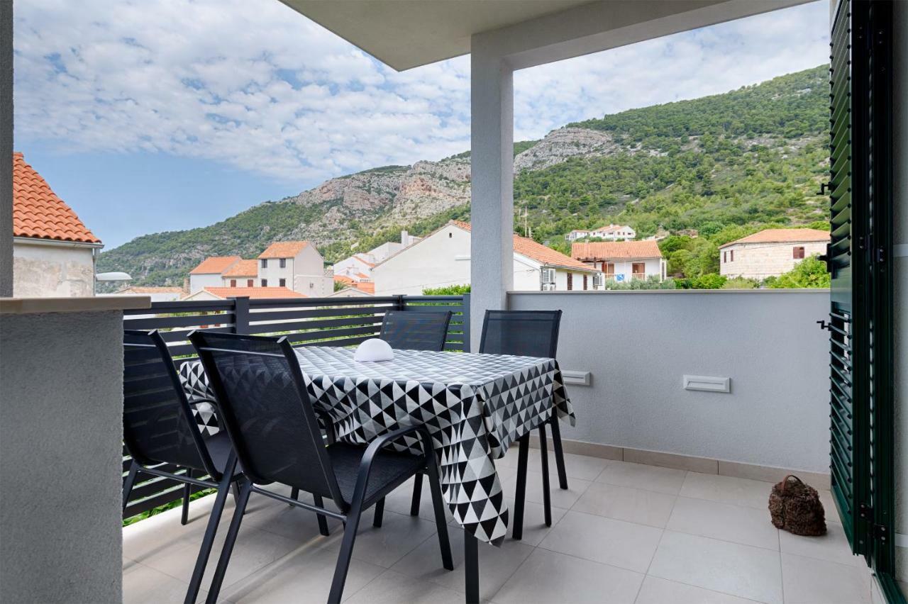 Apartmani Dule Komiža Extérieur photo