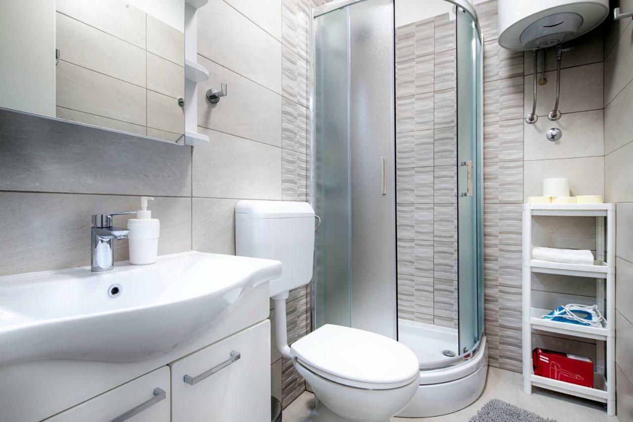 Apartmani Dule Komiža Extérieur photo
