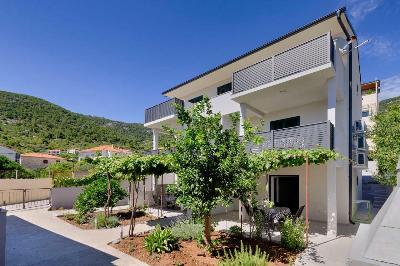 Apartmani Dule Komiža Extérieur photo
