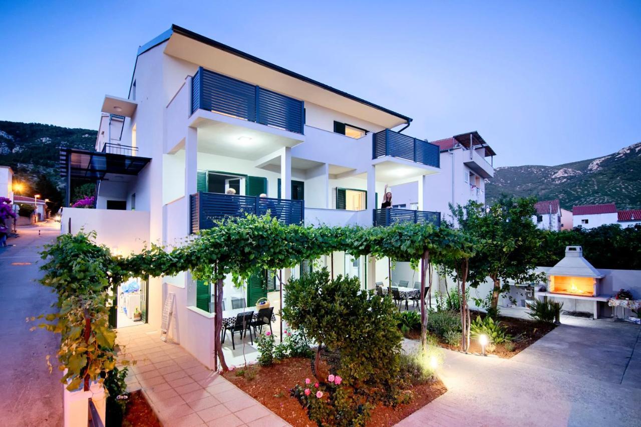 Apartmani Dule Komiža Extérieur photo